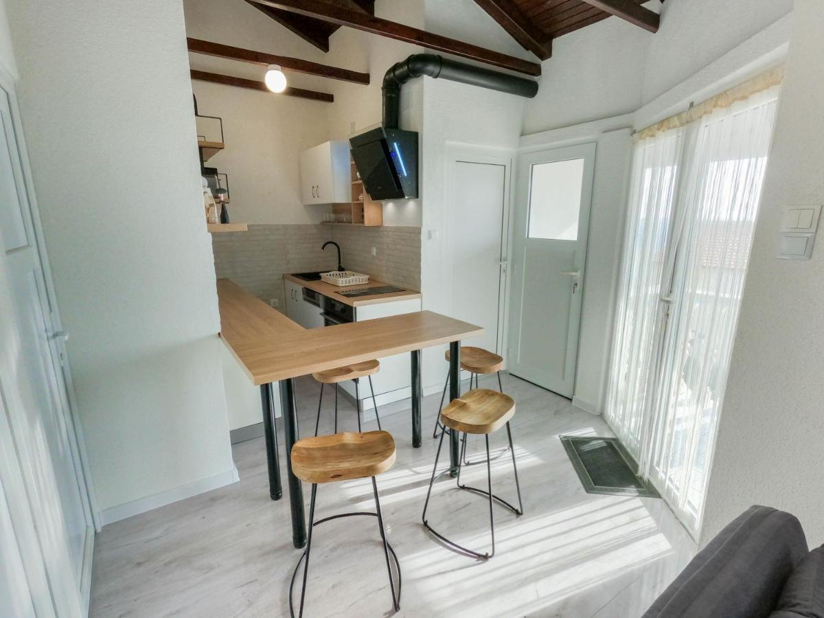 Apartments By The Sea Milna, Vis - 8895 Rukavac  Exterior foto